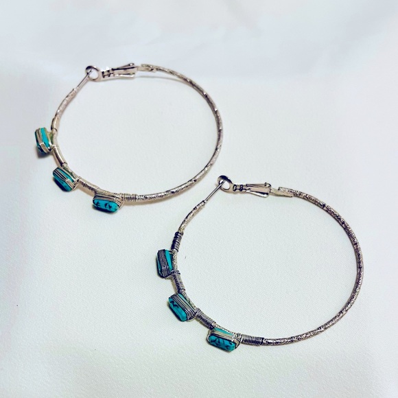 Vintage Triple Turquoise Hoop Earrings - Picture 2 of 16